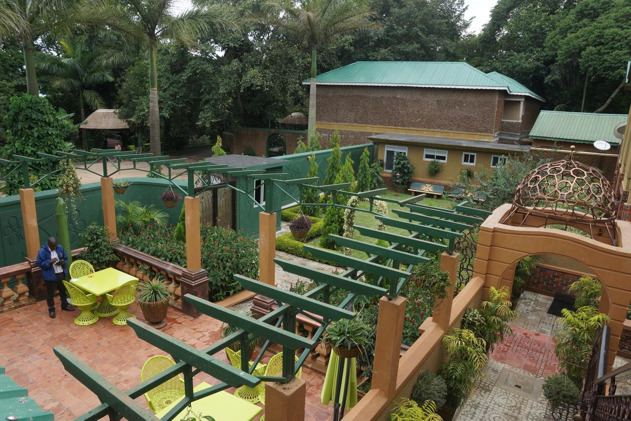 Country Lake Resort Garuga Entebbe Ngoại thất bức ảnh