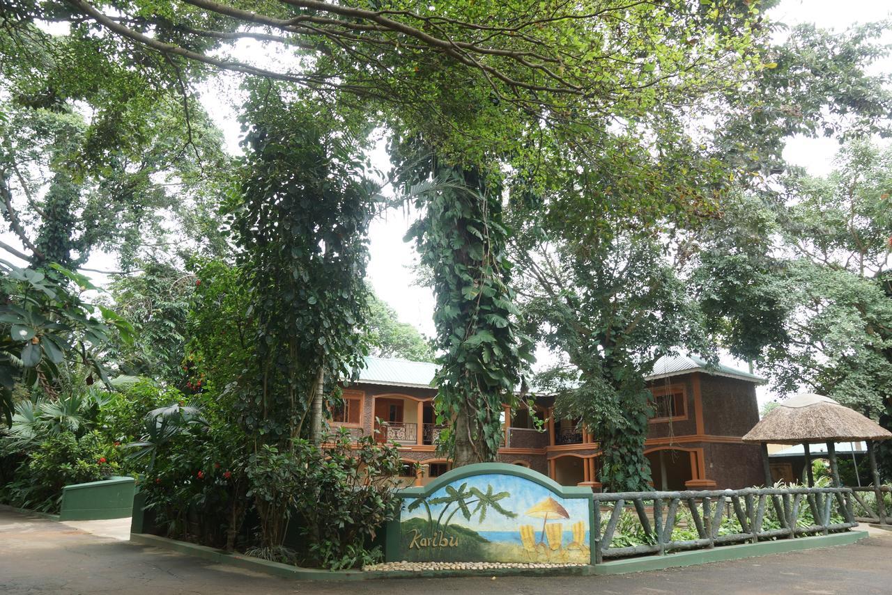 Country Lake Resort Garuga Entebbe Ngoại thất bức ảnh